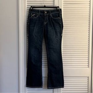 ARIAT Jeans FR. Flared style.